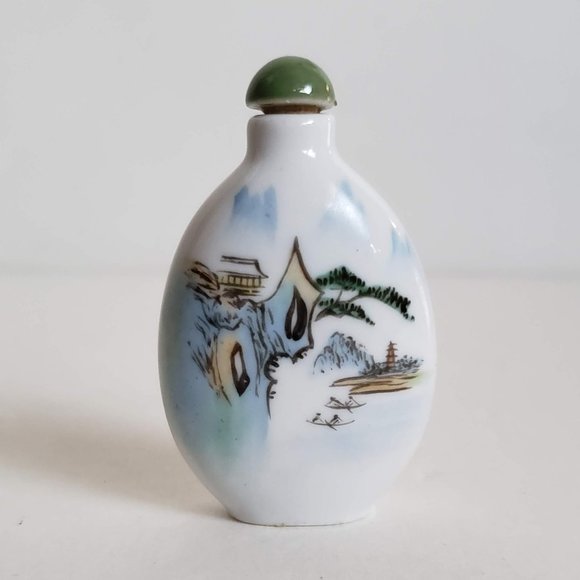 Collectible Chinese SNUFF BOTTLE Hand Painted Porcelain Small Miniature - Picture 6 of 8